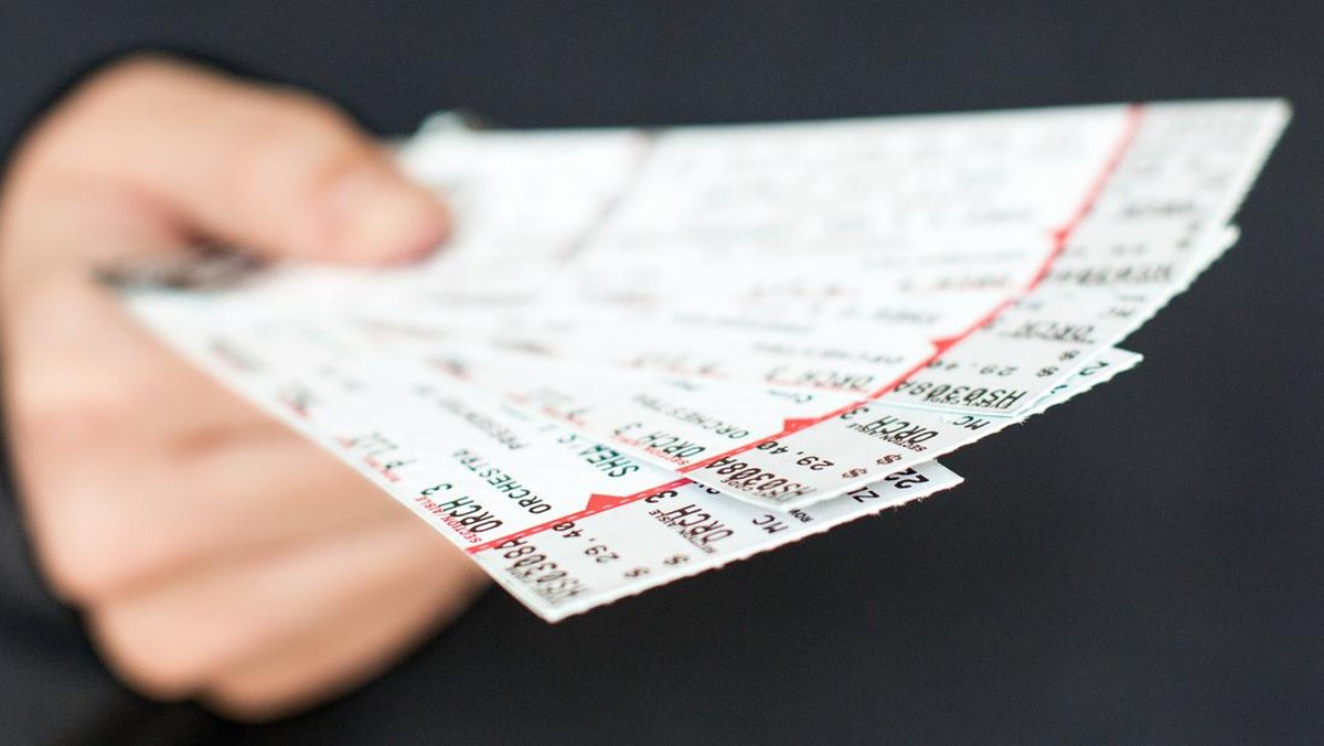 cuma-dokter-yang-boleh-cantumkan-gelar-di-tiket-pesawat,-ini-alasannya