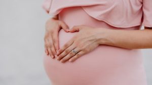 wanita-ini-tak-sadar-hamil,-baru-tahu-17-jam-sebelum-melahirkan