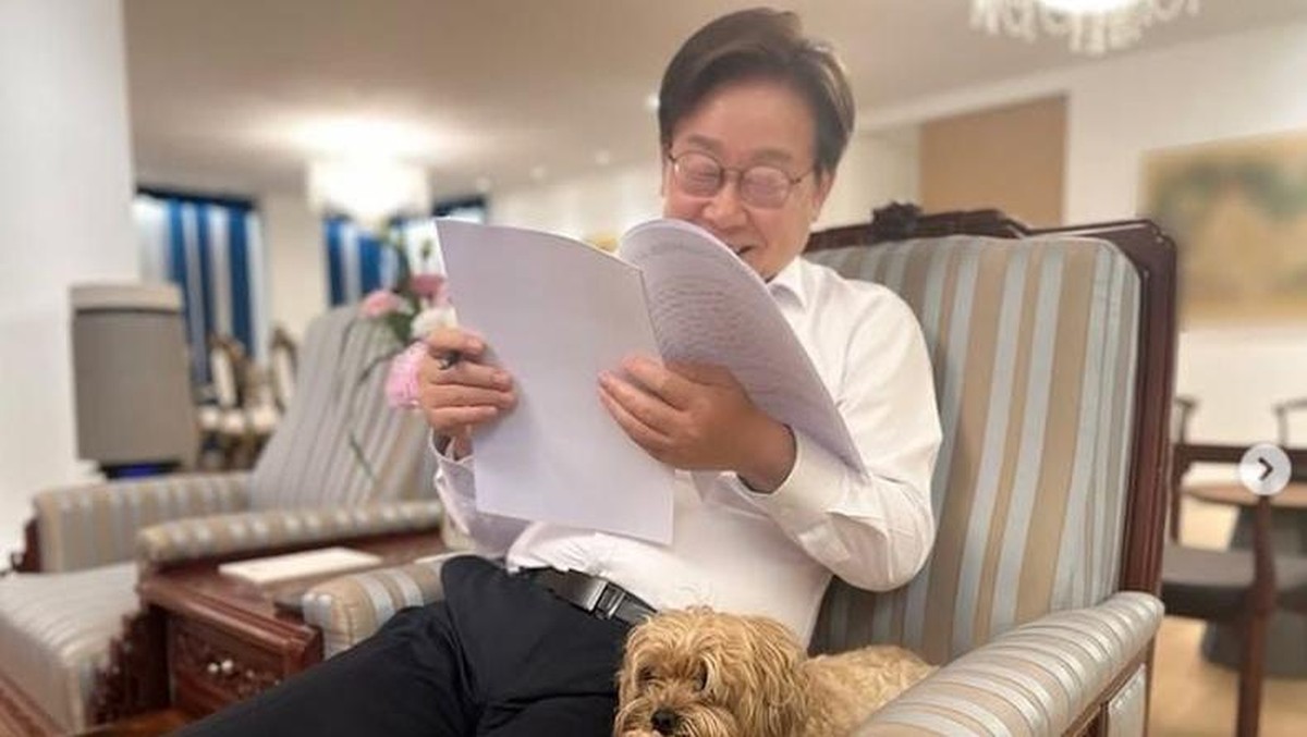 presiden-korsel-baru-punya-anjing,-namanya-sama-dengan-kucing-prabowo