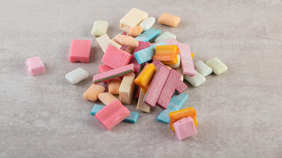 jajanan-favorit-anak-ternyata-mengandung-ribuan-mikroplastik