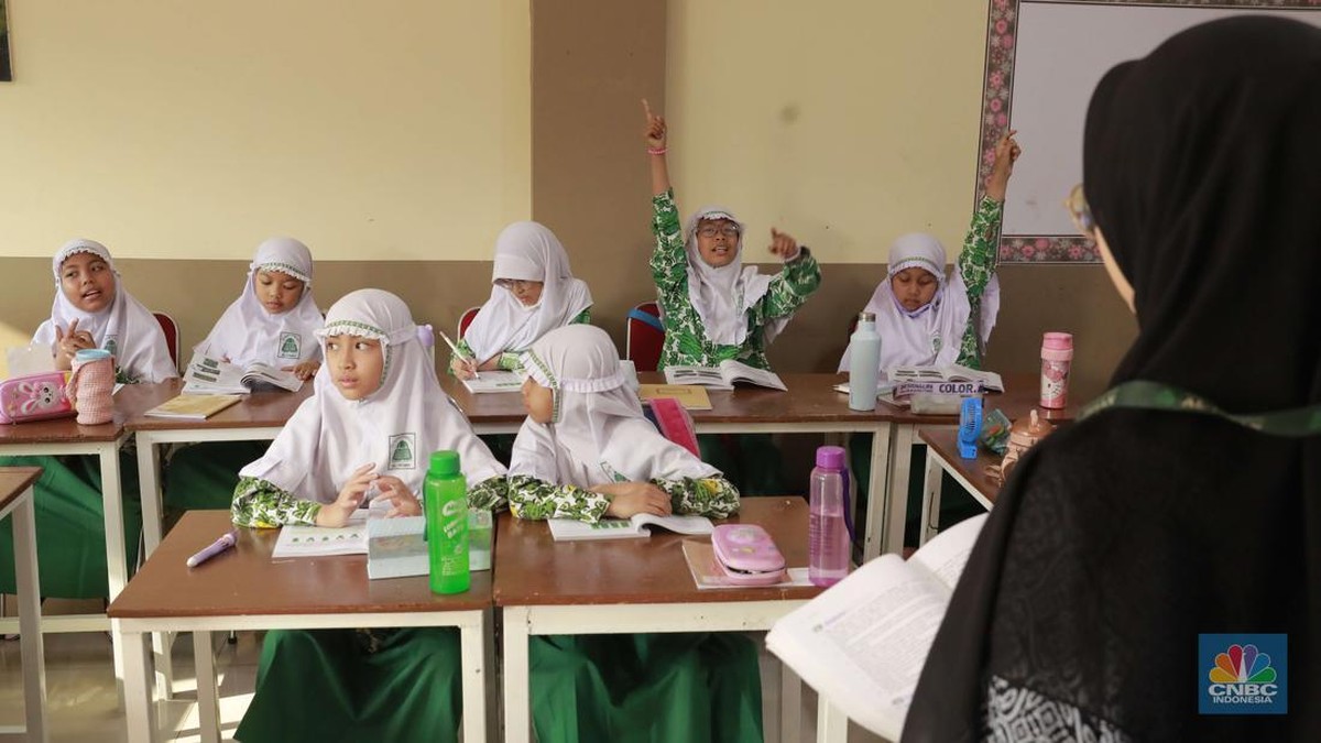 mahalnya-biaya-anak-sekolah,-ada-spp-hingga-labubu-dan-ipad