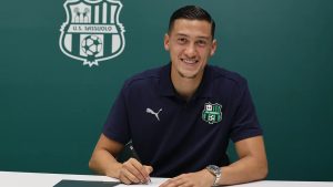sah!-bek-timnas-indonesia-jay-idzes-bergabung-dengan-sassuolo