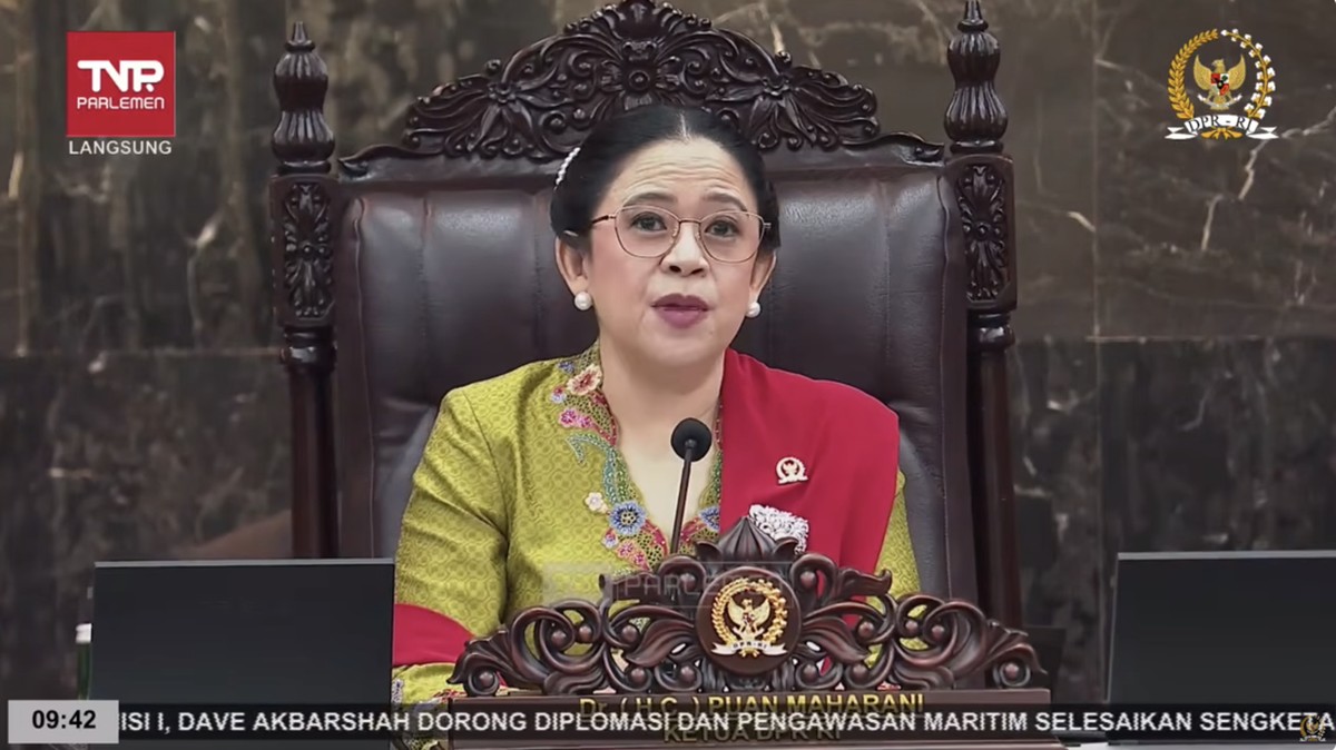 saat-puan-nyanyikan-lagu-john-lennon-di-sidang-tahunan-mpr/dpr