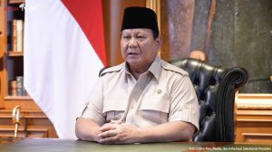 prabowo-minta-warga-waspada,-sebut-ada-pihak-ingin-bikin-huru-hara
