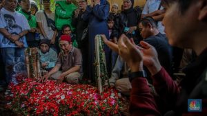 nicholas-saputra-desak-kapolri-mundur-usai-ojol-tewas-ditabrak-brimob