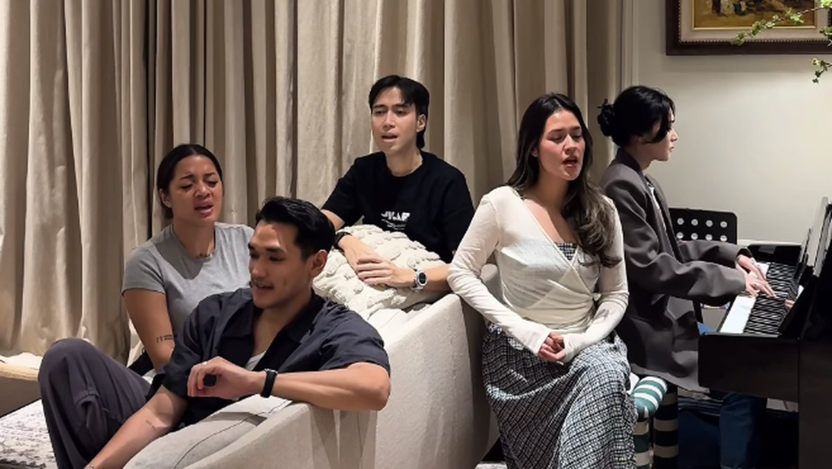 saat-raisa,-isyana-hingga-vidi-menyanyikan-lagu-‘indonesia-jaya’