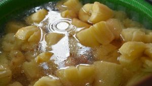 bahaya!-jangan-konsumsi-3-makanan-ini-bersama-singkong-rebus