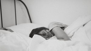 waspada!-tidur-kurang-dari-7-jam-bisa-tingkatkan-risiko-kena-kanker