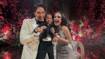 5-potret-penampilan-anak-artis-hadiri-pernikahan-el-rumi-dan-syifa-hadju