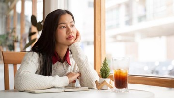 punya-banyak-teman-tapi-sering-merasa-kesepian?-mungkin-bunda-sering-alami-hal-ini