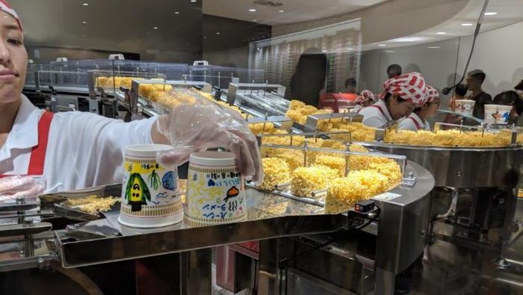kisah-mie-‘makanan-murah’-yang-kini-jadi-senjata-ekonomi-negara-ini