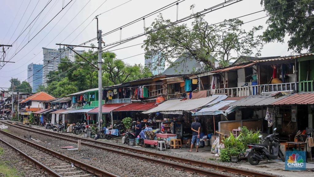 5-ciri-utama-anda-termasuk-golongan-warga-kelas-bawah