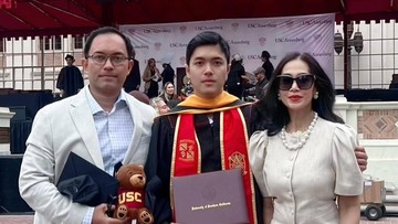 potret-marcel-putra-diah-permatasari-wisuda-s2-di-university-of-southern-california