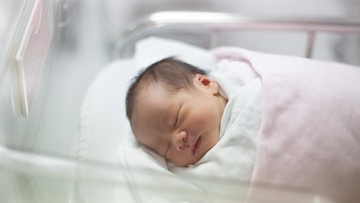 dokter-sebut-13-ciri-mengkhawatirkan-bayi-beberapa-jam-setelah-dilahirkan