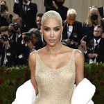 polisi-temukan-kokain-rp137-m-di-produk-skims-milik-kim-kardashian