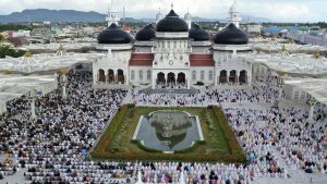 10-negara-paling-rajin-ibadah-di-dunia,-indonesia-nomor-berapa?