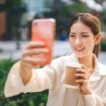 ciri-kepribadian-orang-yang-sering-ganti-profile-picture-di-media-sosial,-percaya-diri-atau-insecure?