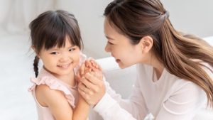 berhenti-bilang-“anak-pintar”-saat-memuji,-ini-kalimat-penggantinya