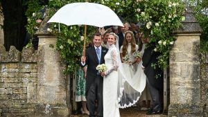 inggris-gelar-royal-wedding,-keponakan-raja-charles-nikahi-suster