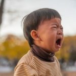 4-cara-menghadapi-anak-tantrum-di-tempat-umum,-coba-lakukan-ini-bun