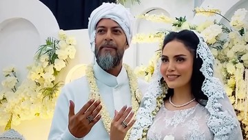 momen-pernikahan-alex-abbad,-digelar-intimate-ditemani-orang-orang-terdekat