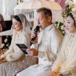 momen-jennifer-coppen-sungkeman-ke-ayah-bule-jelang-pernikahan,-pajang-foto-mendiang-ibunda