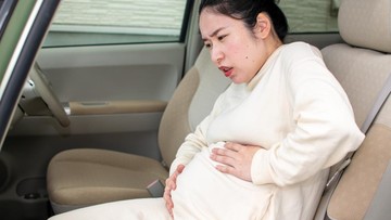 nyaris-tenggelam-bersama-mobilnya,-ibu-hamil-ini-melahirkan-beberapa-jam-kemudian