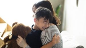 7-ucapan-orang-tua-yang-niatnya-baik-tapi-bisa-melukai-mental-anak