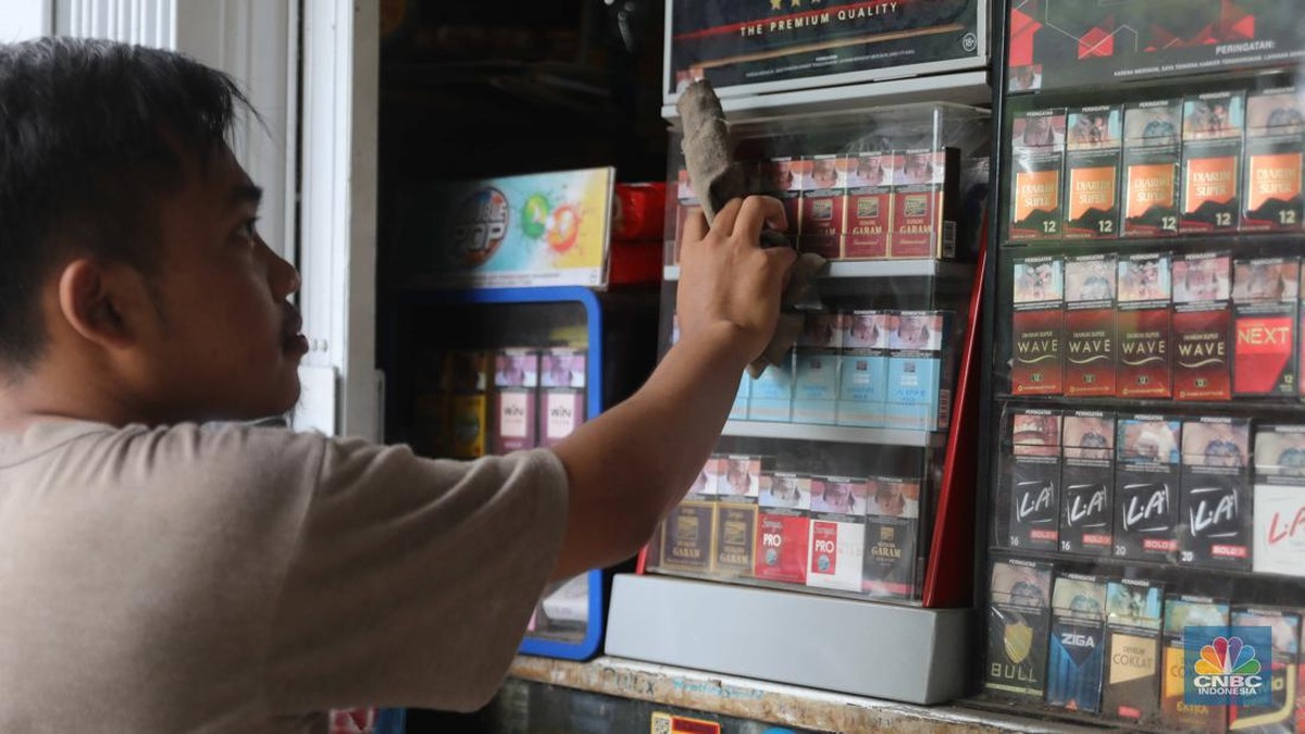 bungkus-rokok-di-ri-tiba-tiba-mau-dibuat-seragam,-ada-apa?
