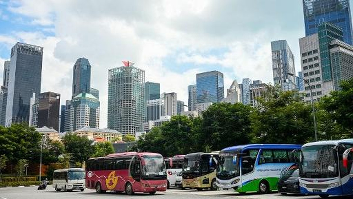 kaget!-gaji-supir-bus-di-singapura-tembus-rp-60-juta