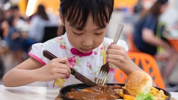 7-makanan-tinggi-zat-besi-untuk-anak,-hati-hingga-buah-kering